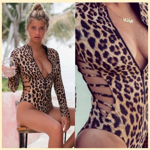 🚨 Small Avail!!- 🐆 One Piece Swimsuit 👙 - Picture 5 of 6